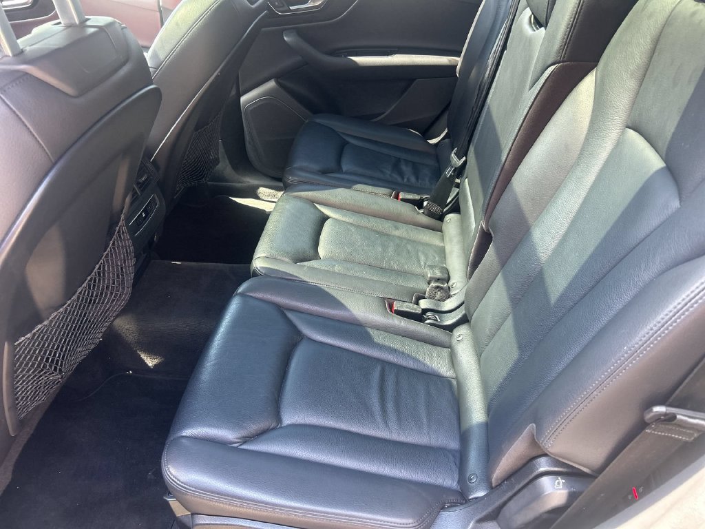 Used 2019 Audi Q7 3.0T Premium AWD/4WD image 18