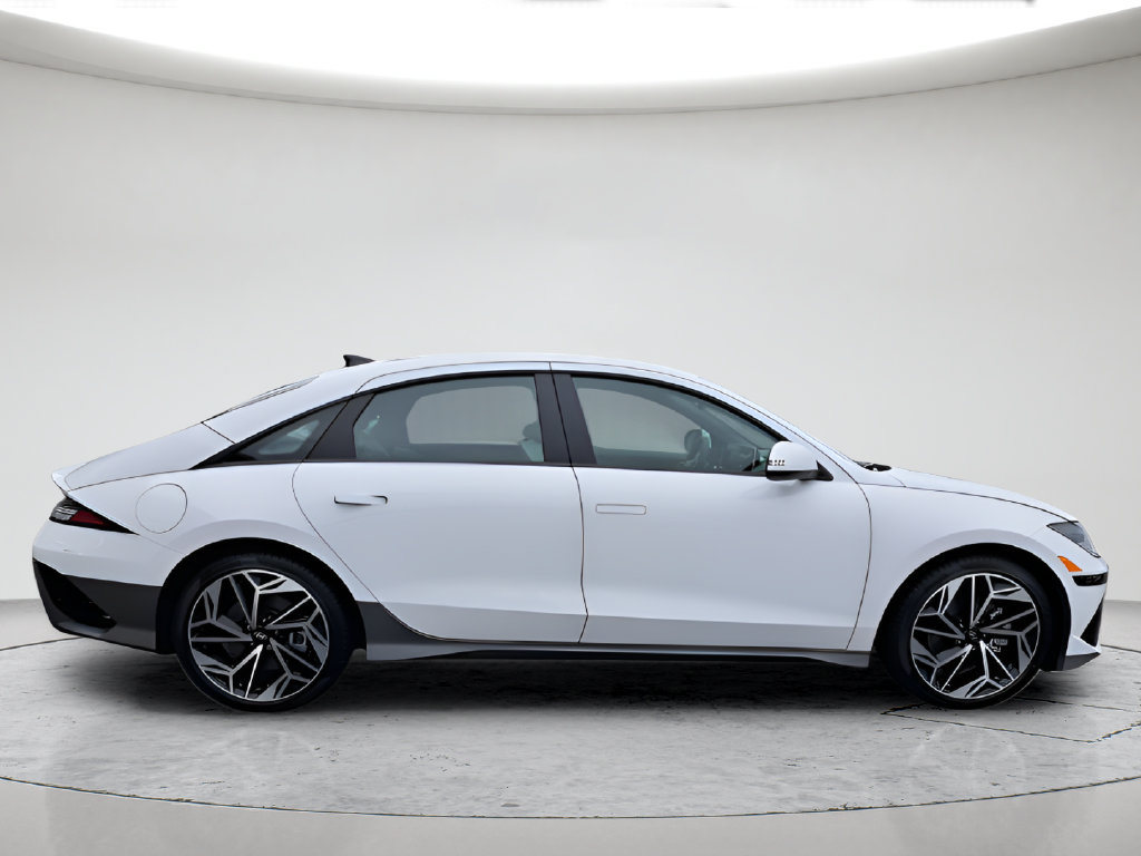 New 2025 Hyundai Ioniq 6 SEL AWD/4WD image 5