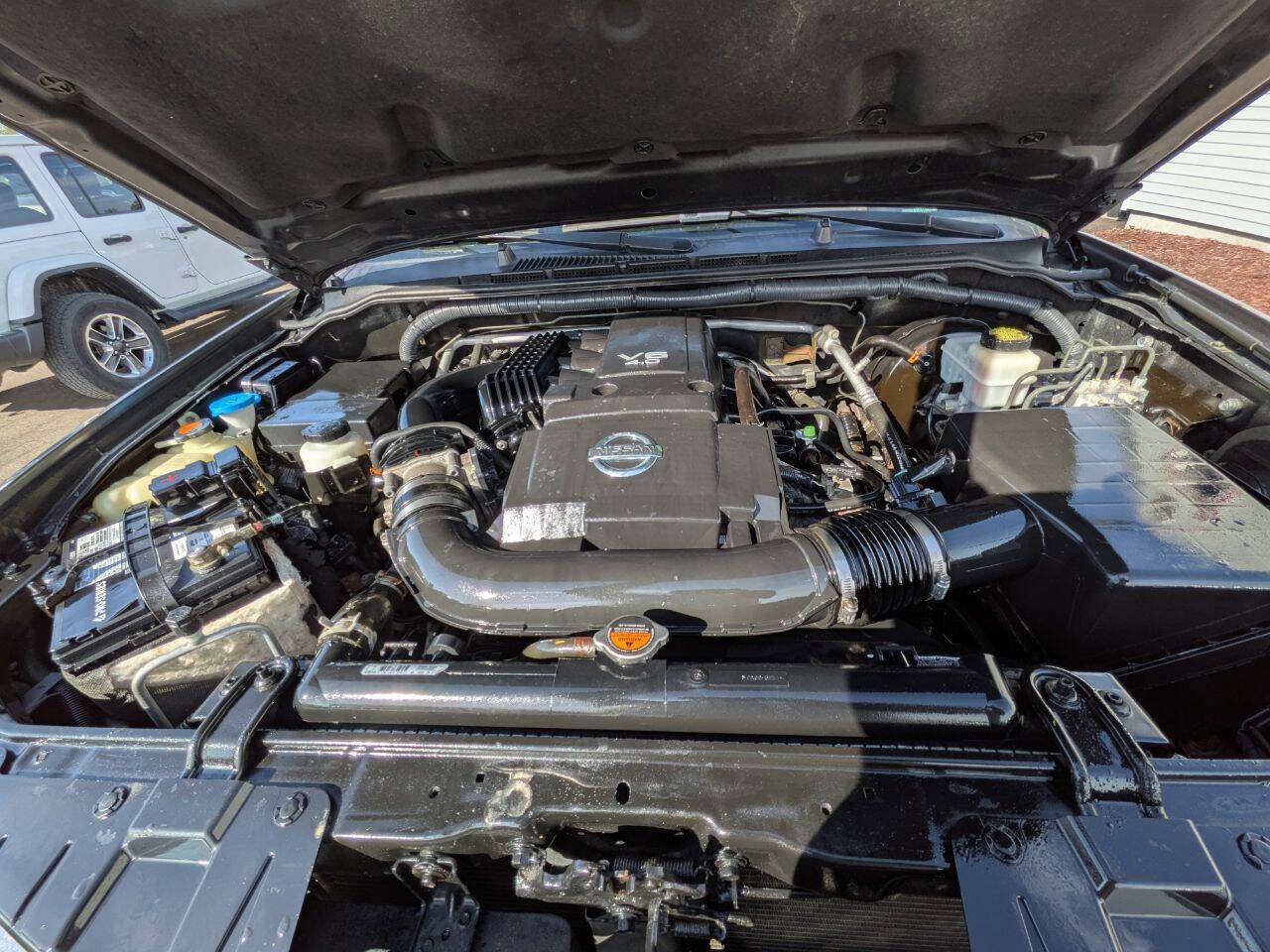 Used 2016 Nissan Frontier PRO-4X AWD/4WD image 29