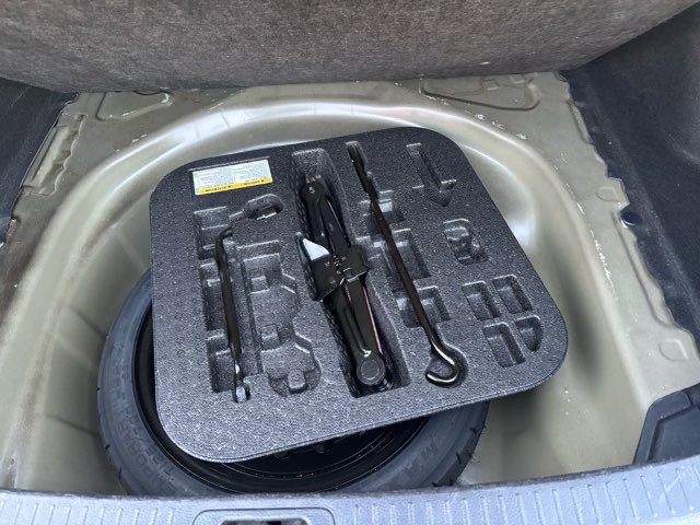 Used 2024 Toyota Corolla LE image 15