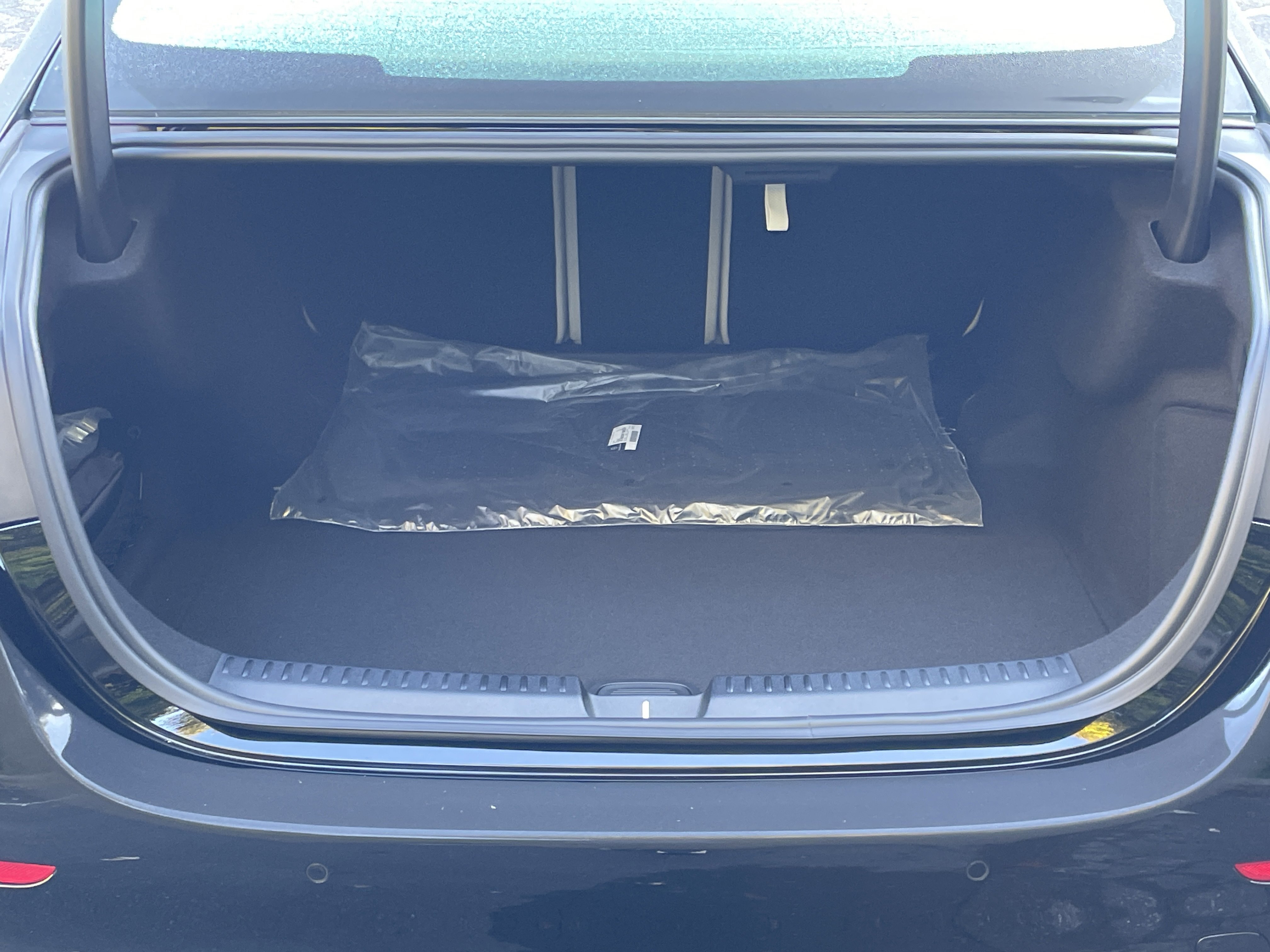 New 2026 Mercedes-Benz E 350 Sedan image 9