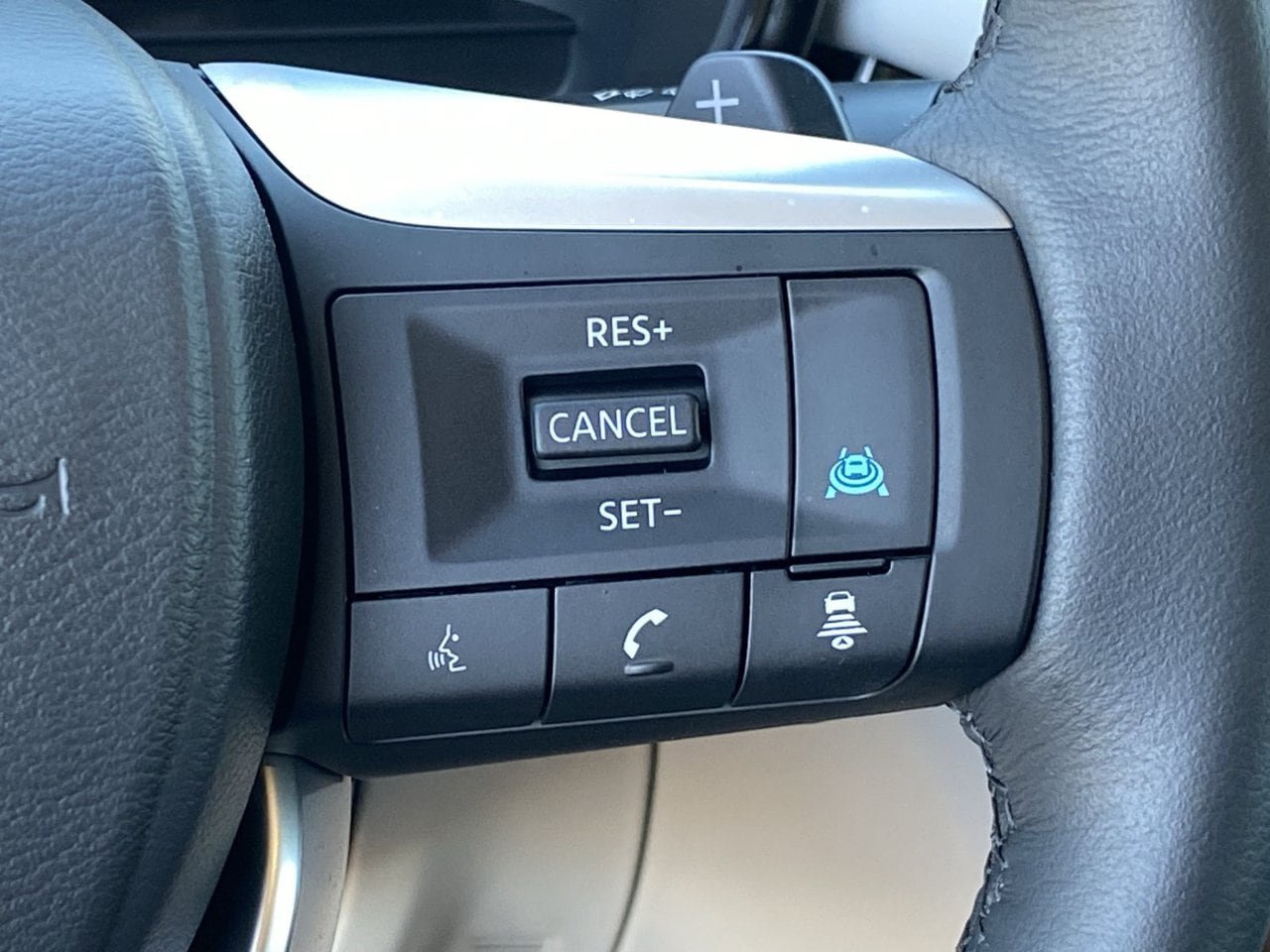Certified 2027 INFINITI QX60 Luxe w/ Cargo Package FWD image 28