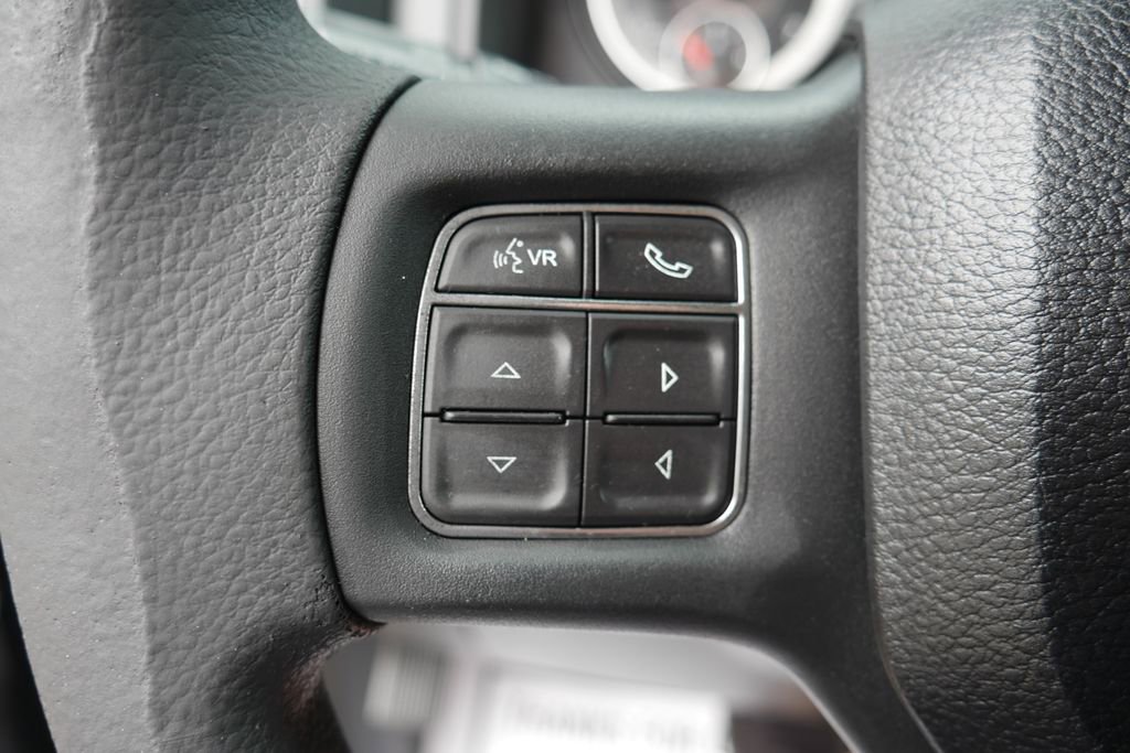 Used 2017 RAM 1500 Express AWD/4WD image 13