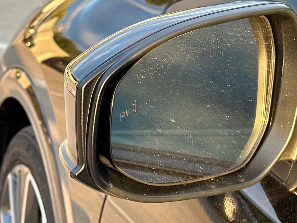 New 2026 Toyota Prius XLE image 13