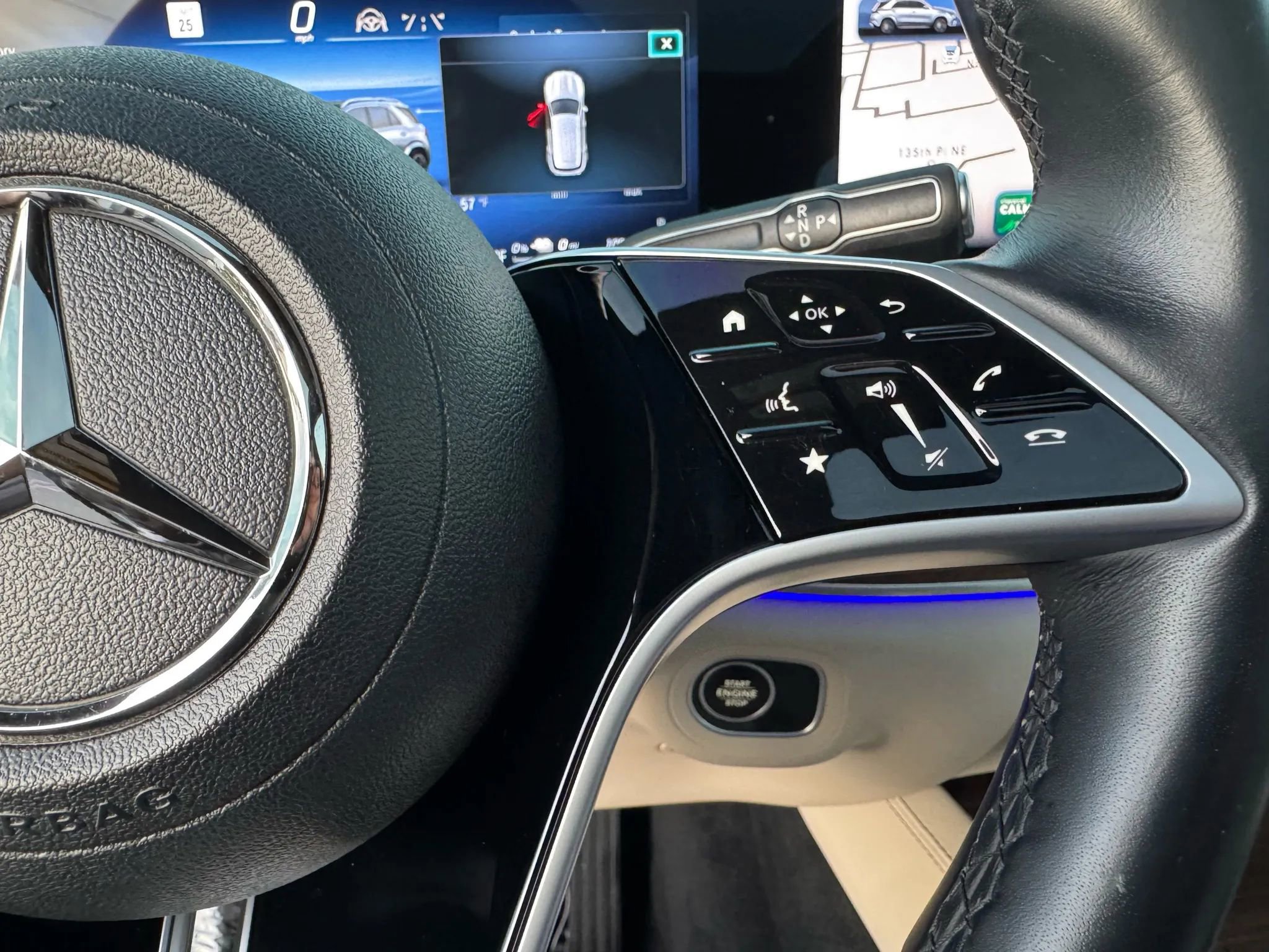 Used 2025 Mercedes-Benz GLE 450e 4MATIC w/ AMG Line Exterior image 34