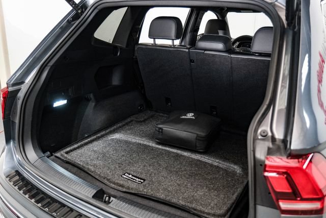 Used 2024 Volkswagen Tiguan SEL R-Line AWD/4WD image 37