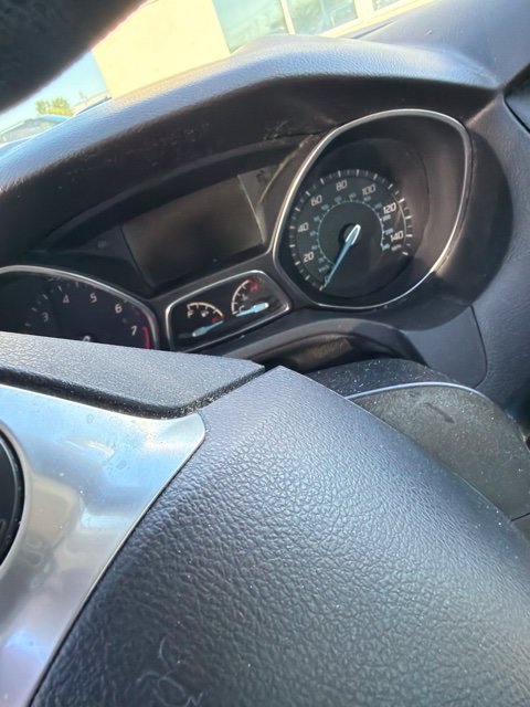 Used 2013 Ford Focus SE FWD image 2