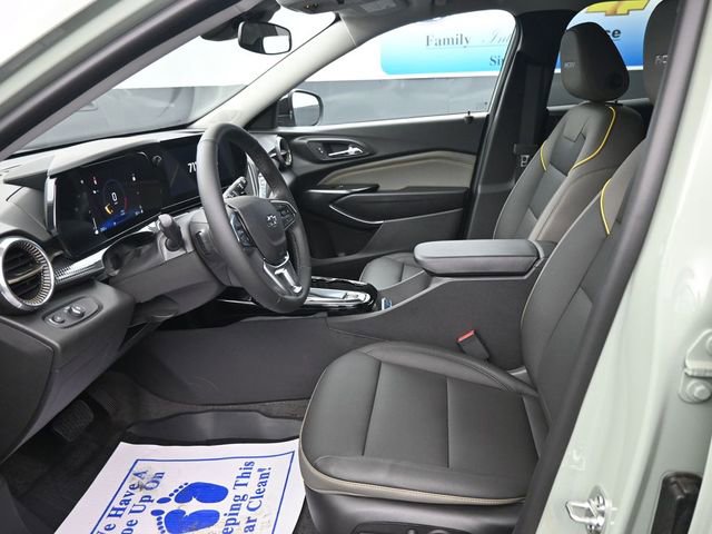 New 2026 Chevrolet Trax ACTIV w/ Sunroof Package FWD image 12