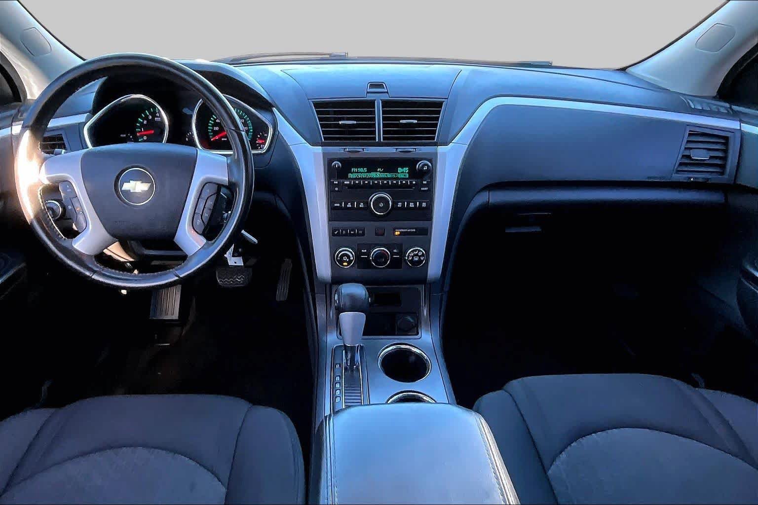 Used 2012 Chevrolet Traverse LT FWD image 14