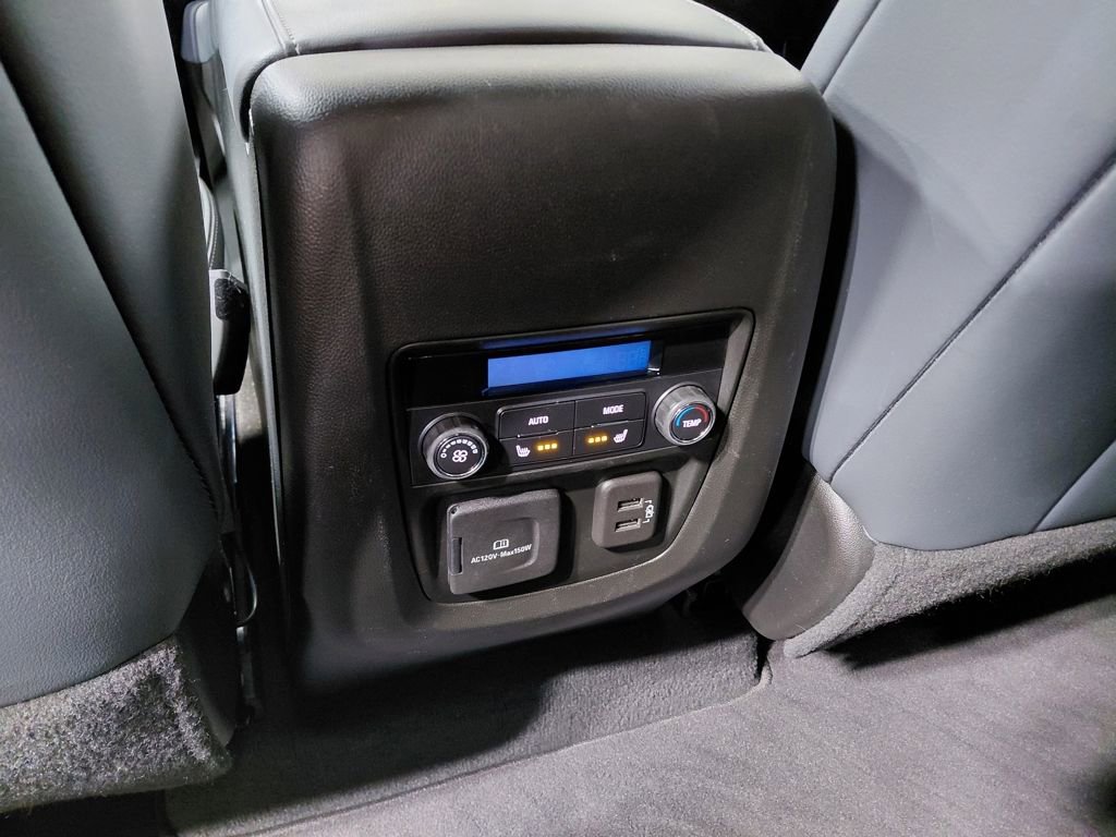 Used 2024 Buick Enclave Premium image 40