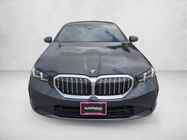 Used 2025 BMW 530i RWD image 2