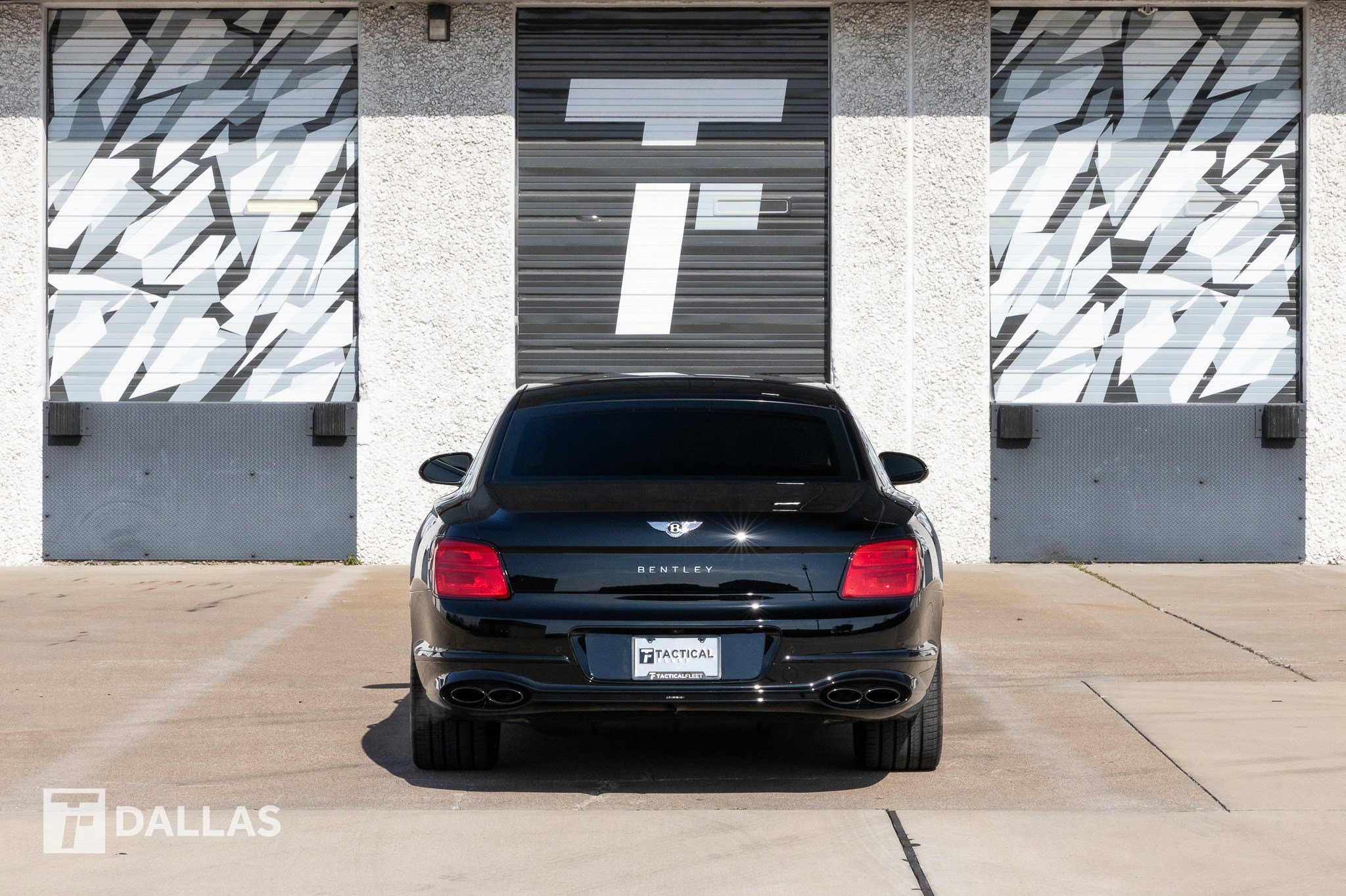 Used 2024 Bentley Flying Spur V8 image 14