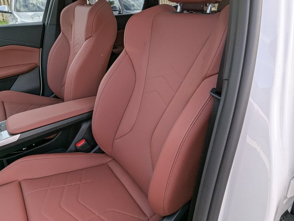 New 2026 BMW X1 xDrive28i AWD/4WD image 14