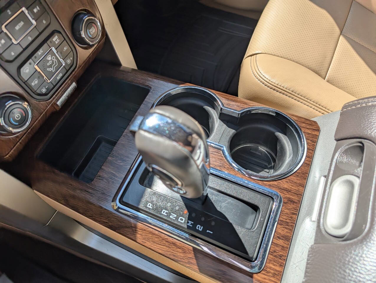 Used 2013 Ford F150 Lariat w/ Luxury Equipment Group image 25