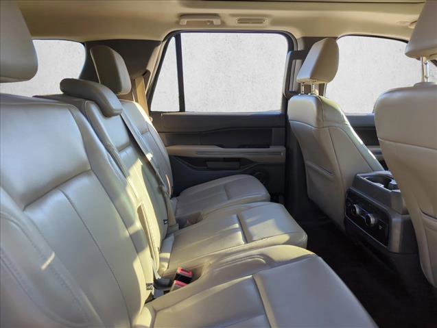 Used 2021 Ford Expedition Max XLT image 23