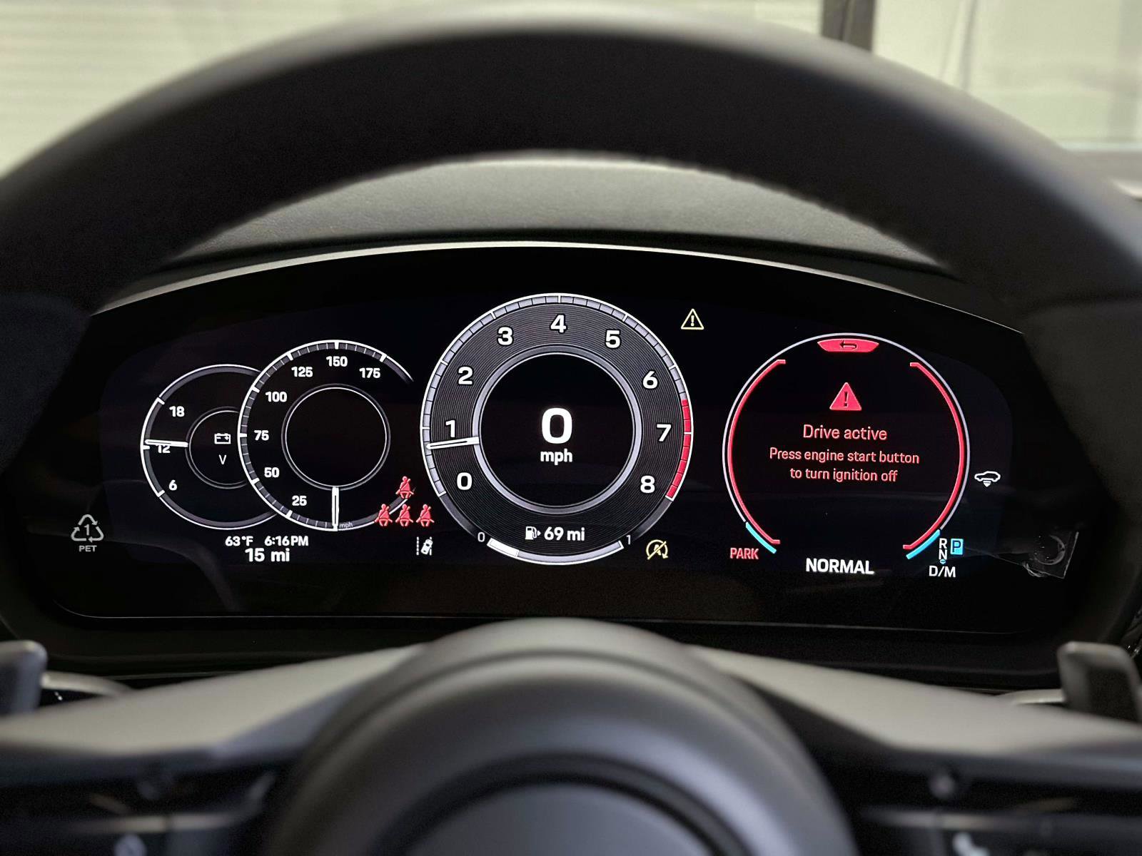 Certified 2026 Porsche Cayenne Coupe image 28