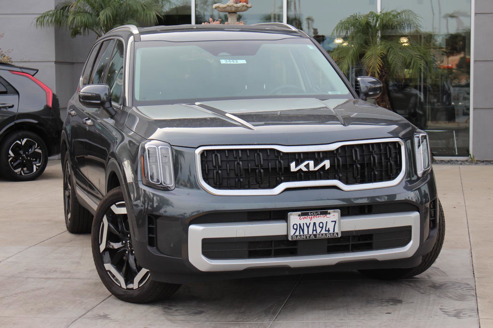 Certified 2024 Kia Telluride EX image 2