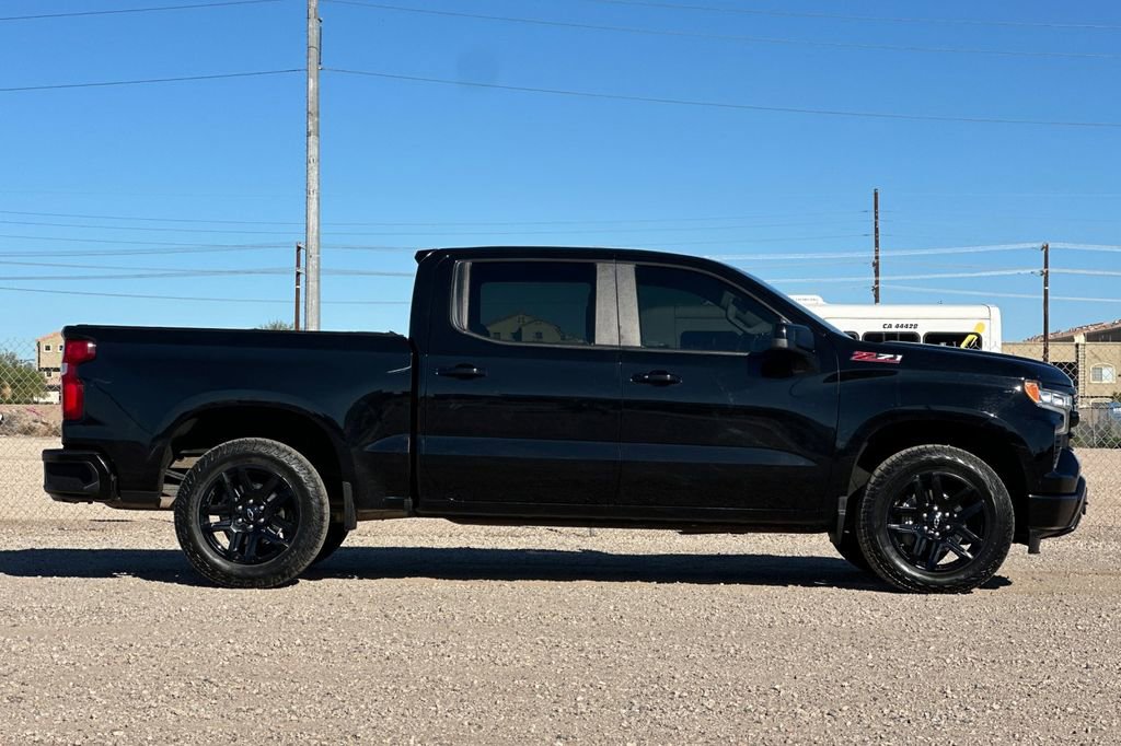 Used 2023 Chevrolet Silverado 1500 RST image 3