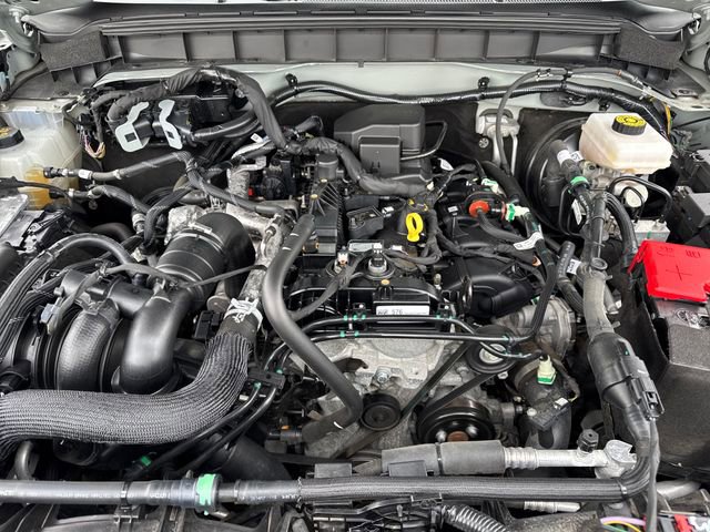 Used 2022 Ford Bronco Black Diamond AWD/4WD image 21