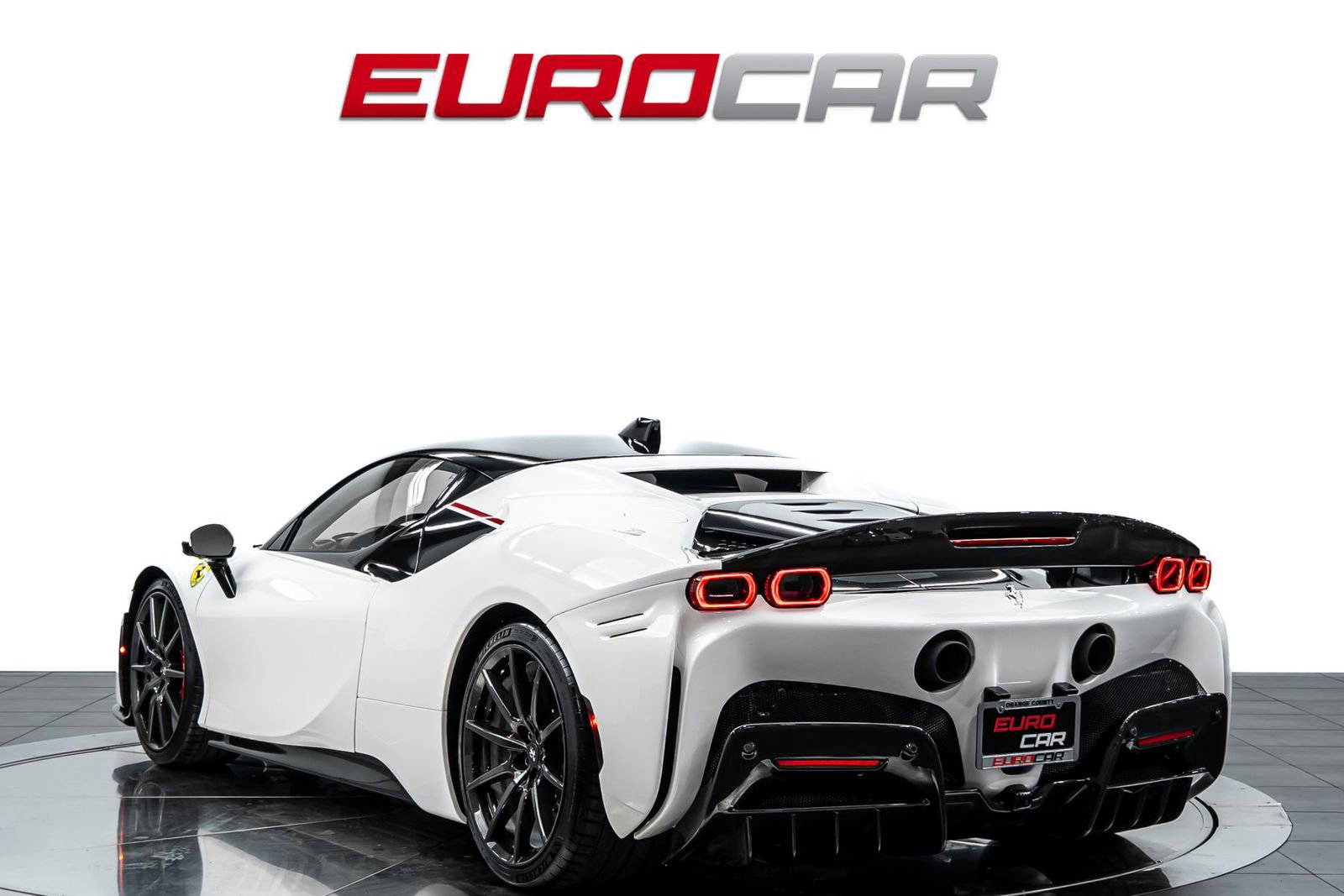 Used 2021 Ferrari SF90 Stradale AWD/4WD image 3