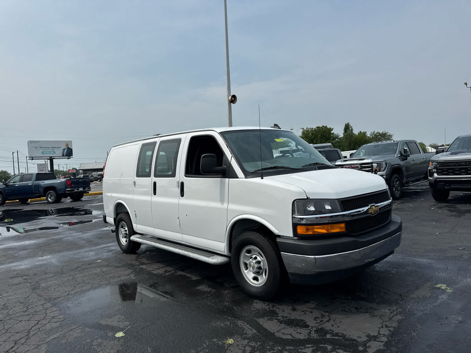 Certified 2025 Chevrolet Express 2500 w/ Driver Convenience Package RWD image 7