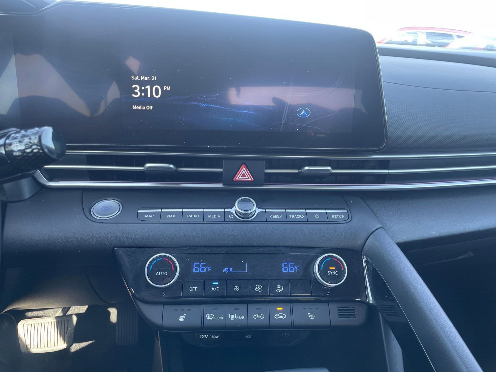 Used 2025 Hyundai Elantra SEL FWD image 17