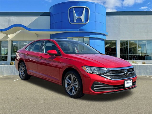 Used 2023 Volkswagen Jetta SE
