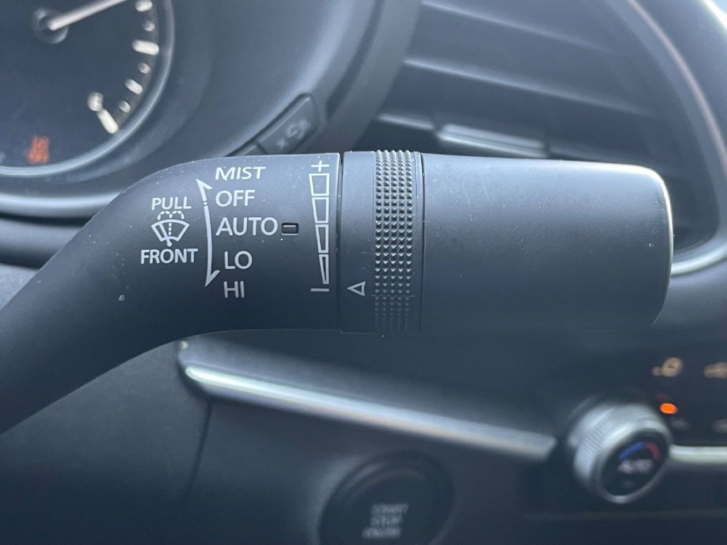Used 2025 MAZDA MAZDA3 s FWD image 23