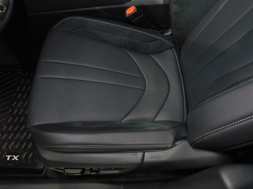 Used 2026 Lexus TX 500h AWD image 31