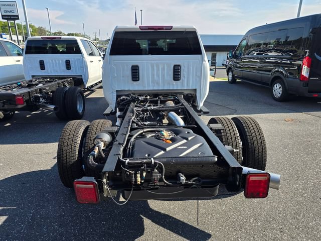 New 2026 GMC Sierra 3500 Pro w/ Convenience Package AWD/4WD image 4