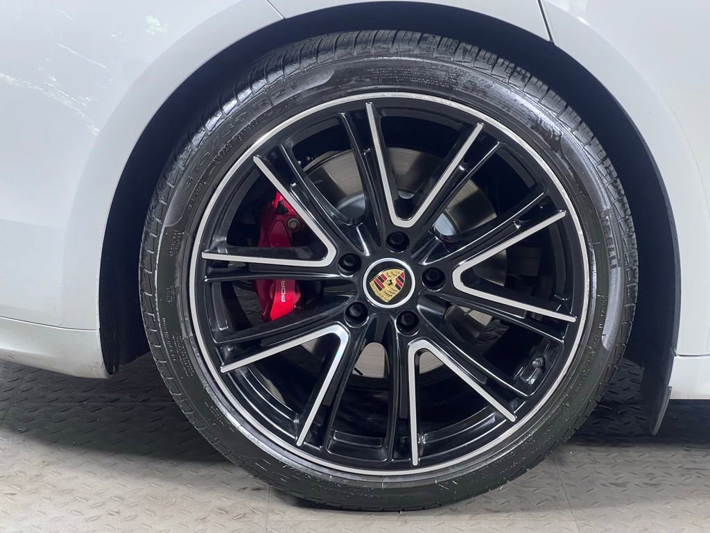 Certified 2022 Porsche Panamera GTS AWD/4WD image 14
