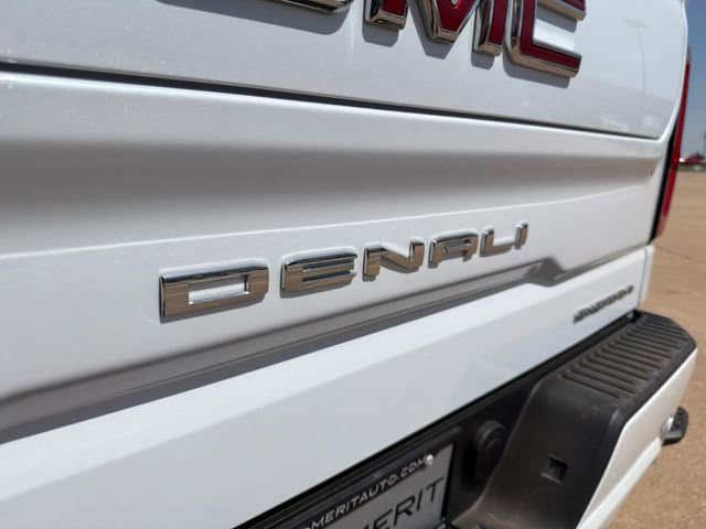 New 2026 GMC Sierra 1500 Denali w/ Technology Package AWD/4WD image 17