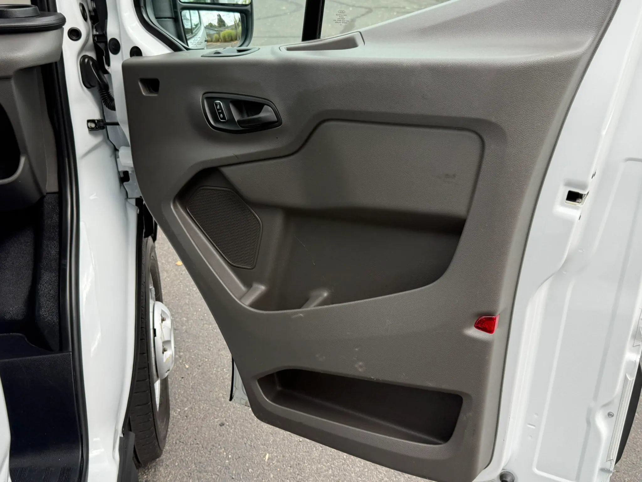 Used 2023 Ford Transit 250 Medium Roof AWD w/ Load Area Protection Package image 24