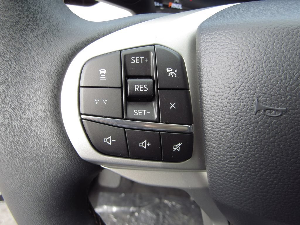 New 2026 Ford Explorer Active w/ Active Comfort Package AWD/4WD image 24