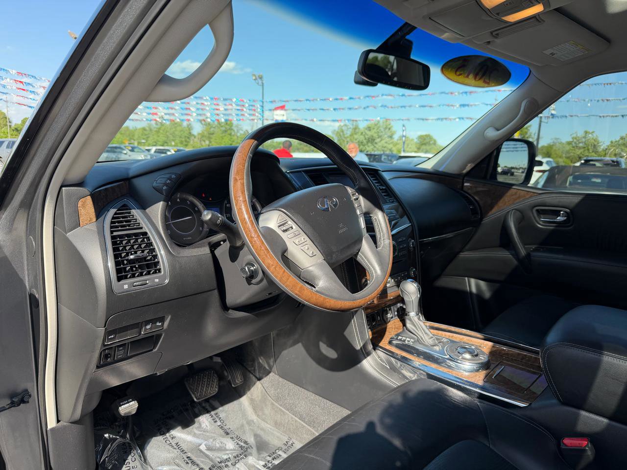 Used 2015 INFINITI QX80 2WD w/ 22" Wheel Package image 14