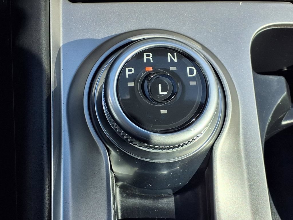Used 2021 Ford Explorer XLT RWD image 7