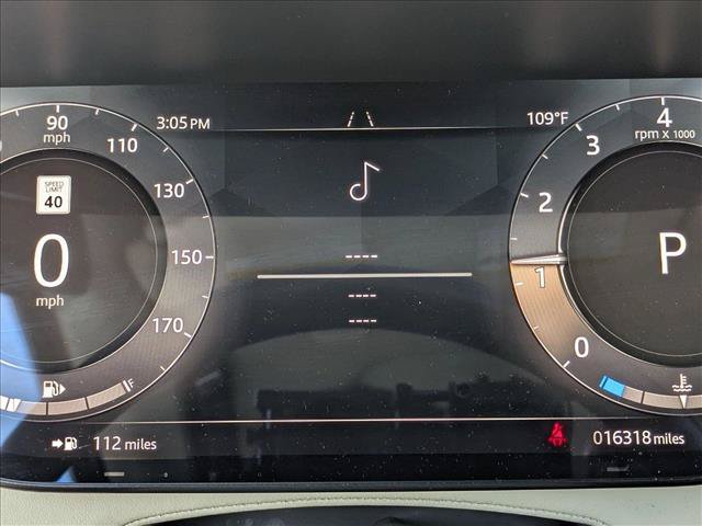 Used 2025 Land Rover Range Rover Long Wheelbase SE AWD/4WD image 10