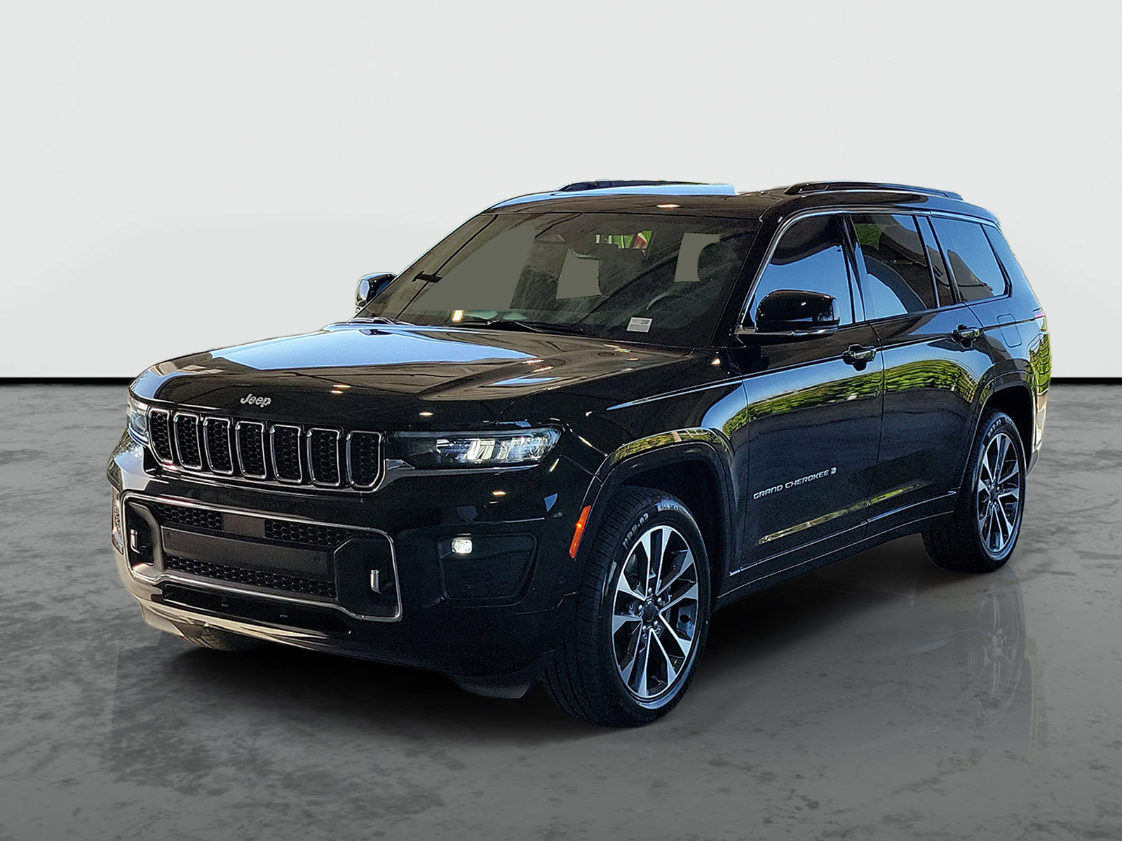Certified 2024 Jeep Grand Cherokee L Overland w/ Trailer Tow Package AWD/4WD image 4