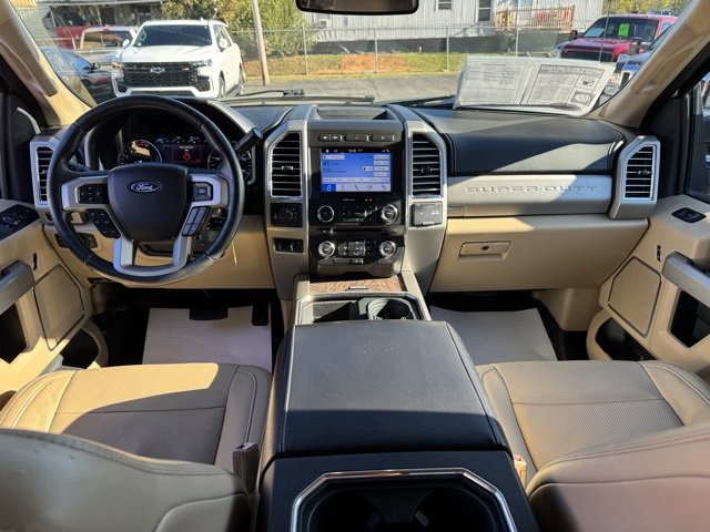 Used 2017 Ford F250 Lariat w/ Chrome Package image 8