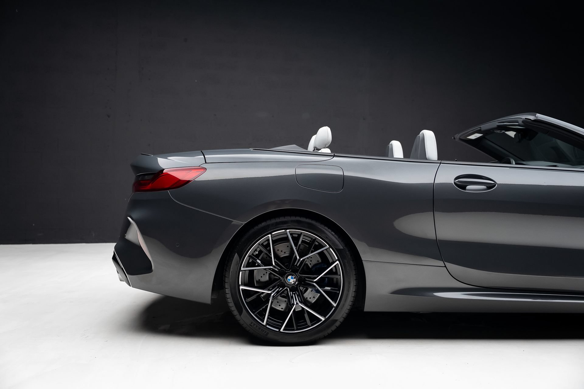 Used 2020 BMW M8 Convertible AWD/4WD image 40