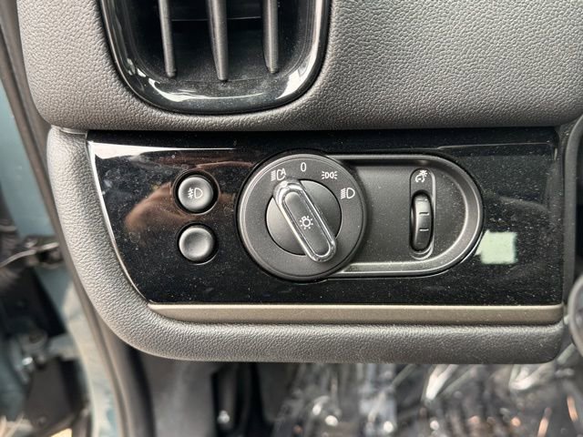 Used 2021 MINI Cooper Countryman S w/ Convenience Package image 16