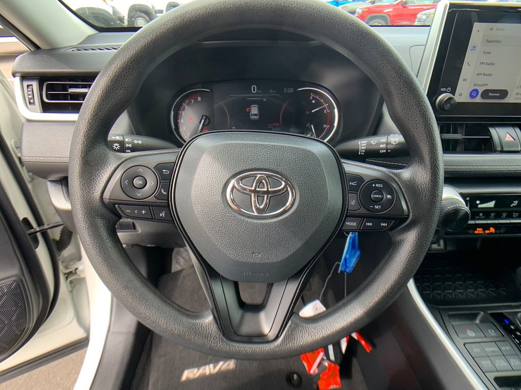 Used 2024 Toyota RAV4 LE image 15
