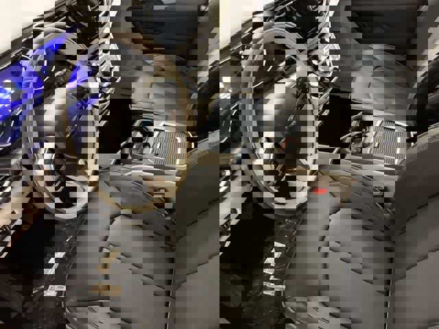 Used 2020 Chrysler Pacifica Limited w/ Advanced Safetytec Group FWD image 36