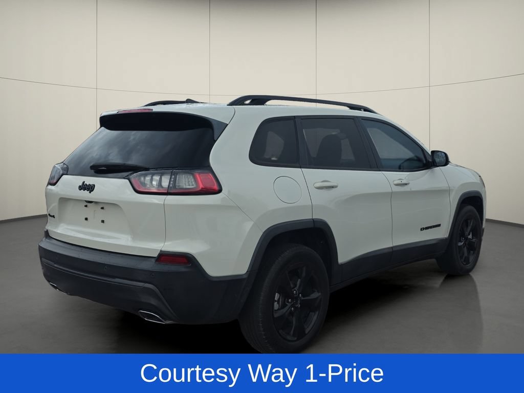 Used 2019 Jeep Cherokee Latitude Plus AWD/4WD image 9