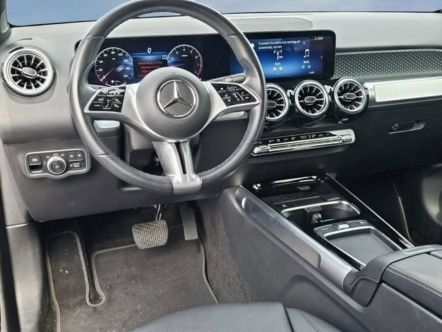 Used 2024 Mercedes-Benz GLB 250 image 34