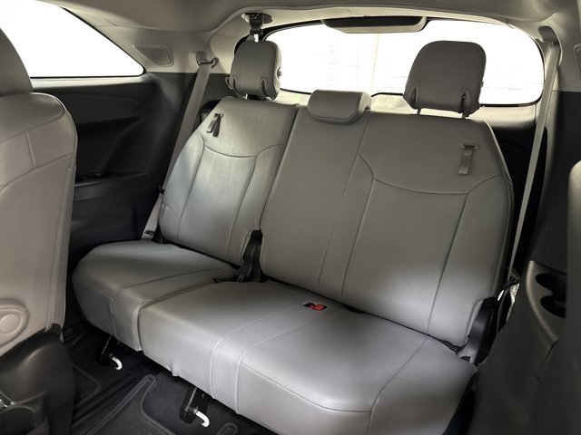 Used 2025 Toyota Sienna XLE w/ XLE Plus Package image 30