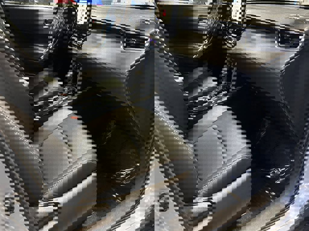 Used 2024 Toyota Corolla Cross XLE w/ Convenience Package image 26