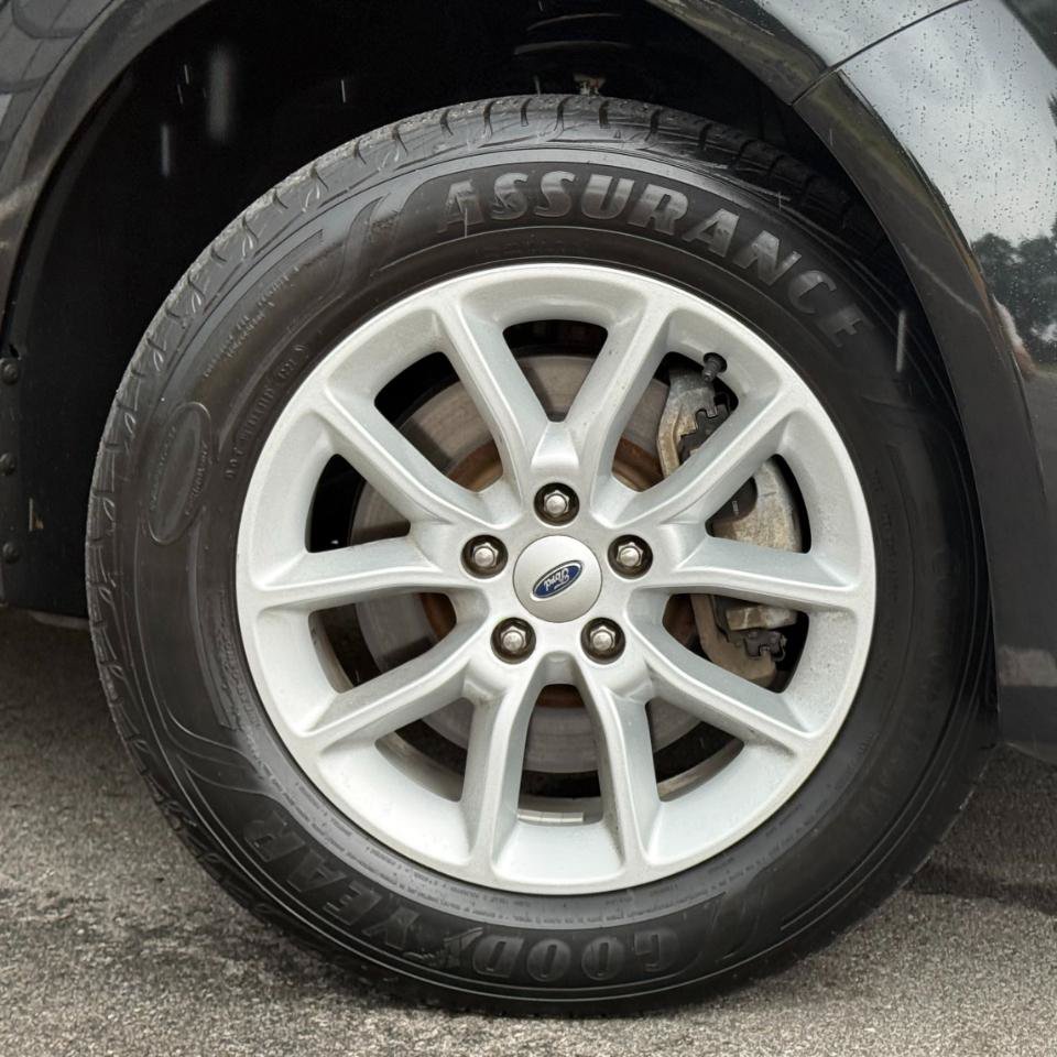 Used 2014 Ford Flex SE FWD image 18