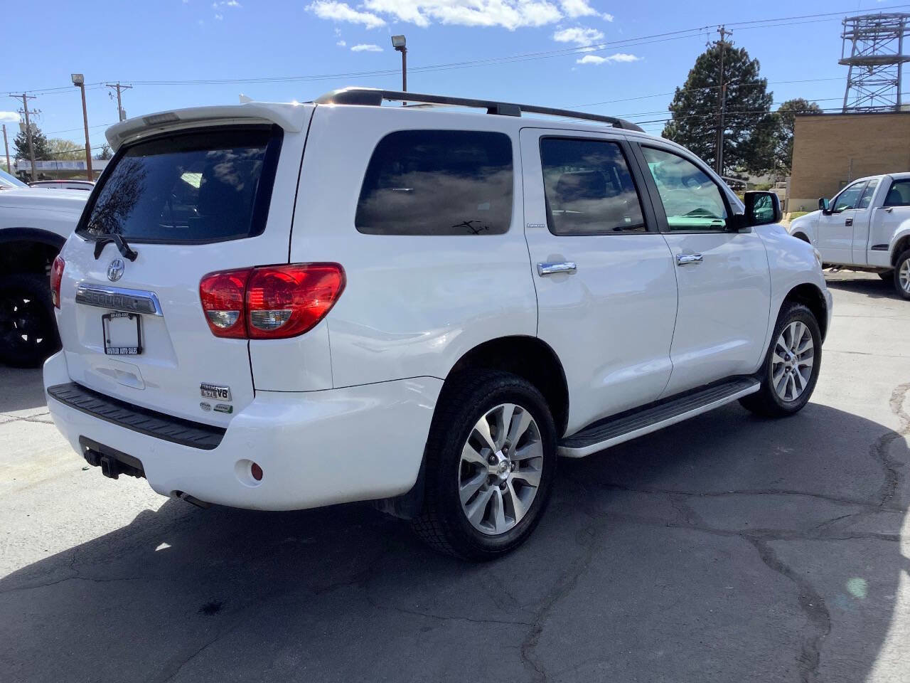 Used 2015 Toyota Sequoia Limited AWD/4WD image 12