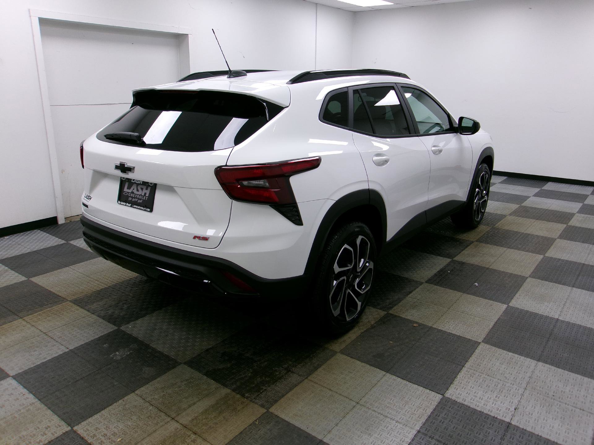 New 2026 Chevrolet Trax RS w/ Driver Confidence Package image 13